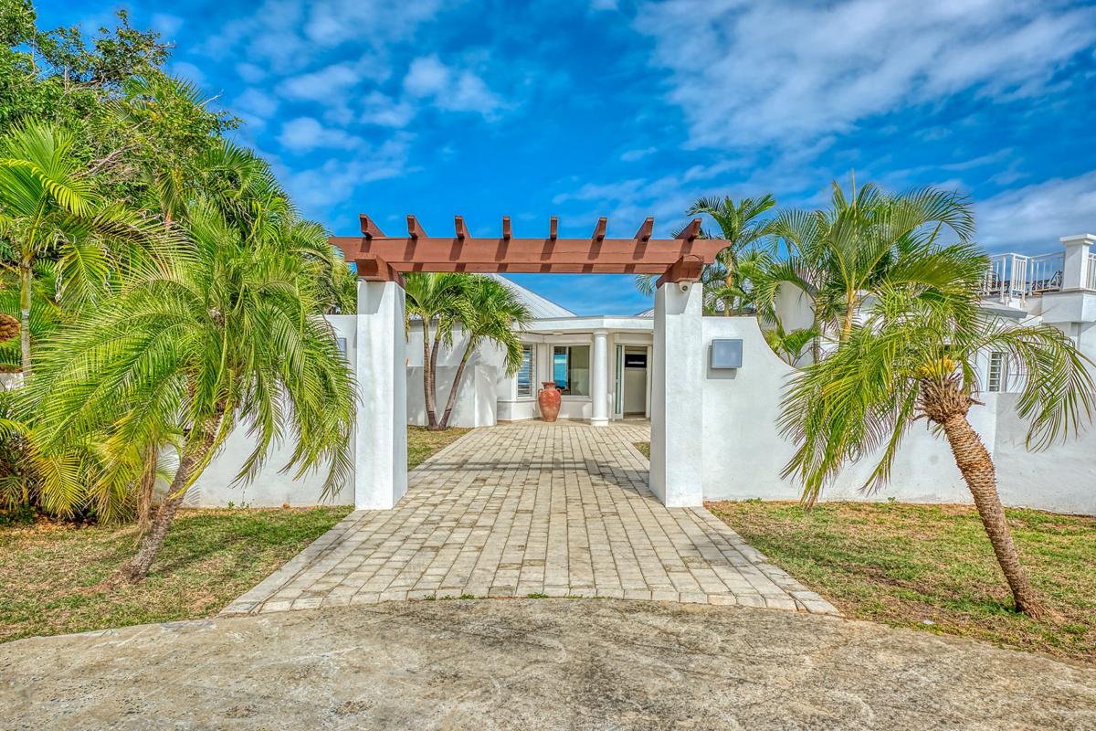 Luxury Pool Villa St Martin - Entry